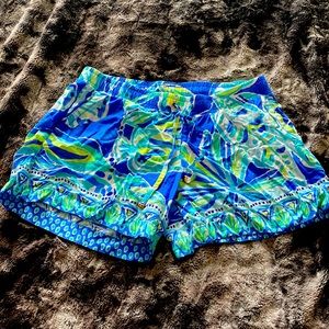 Sz S Lilly Pulitzer pull on shorts
